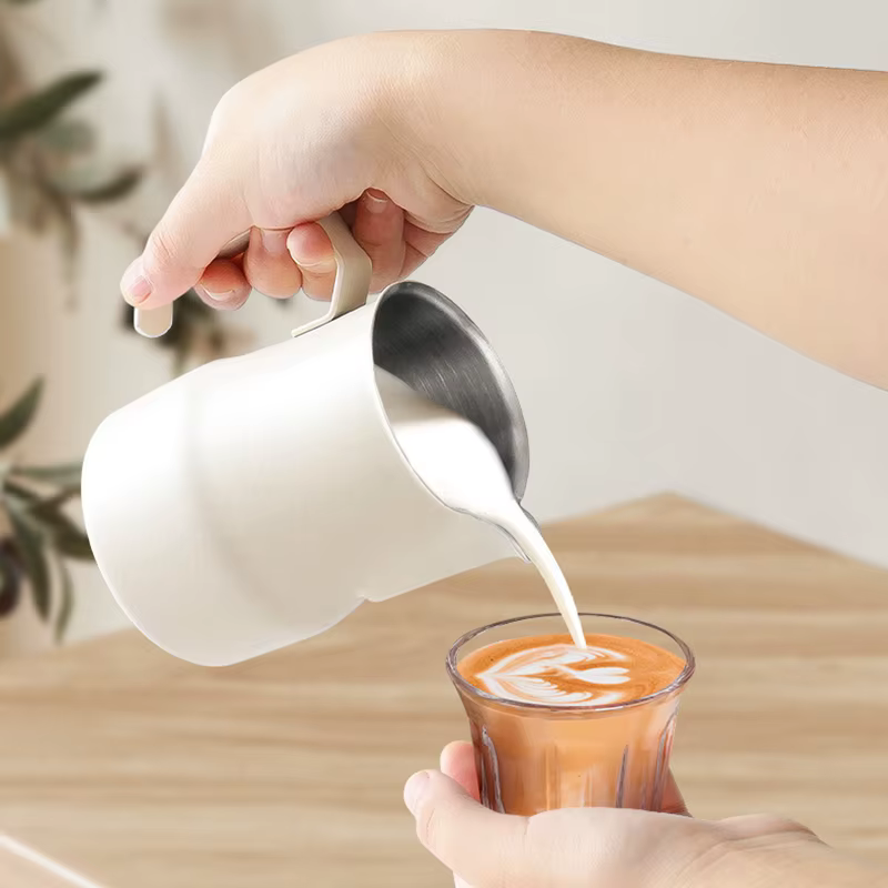 Pichet à mousse de café et de lait en acier inoxydable 304