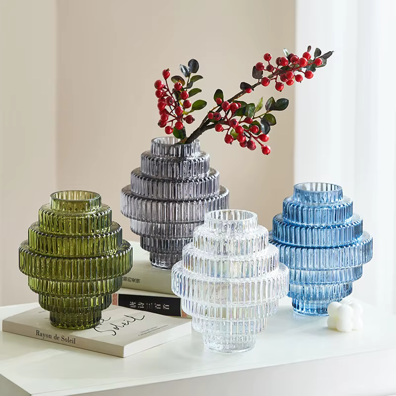 Vase en verre transparent en forme d'engrenage pour arrangements floraux