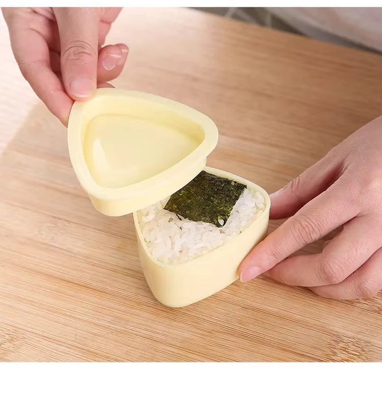 Onigiri moule maison cuisine ustensiles alimentaires