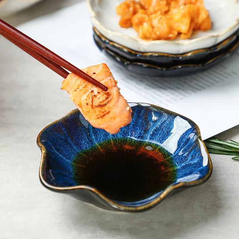 Assiette en céramique japonaise rétro four glaçure Barbecue Mini plat à tremper Sashimi Sushi Sauce soja plats maison bureau Snack assiettes nouveau