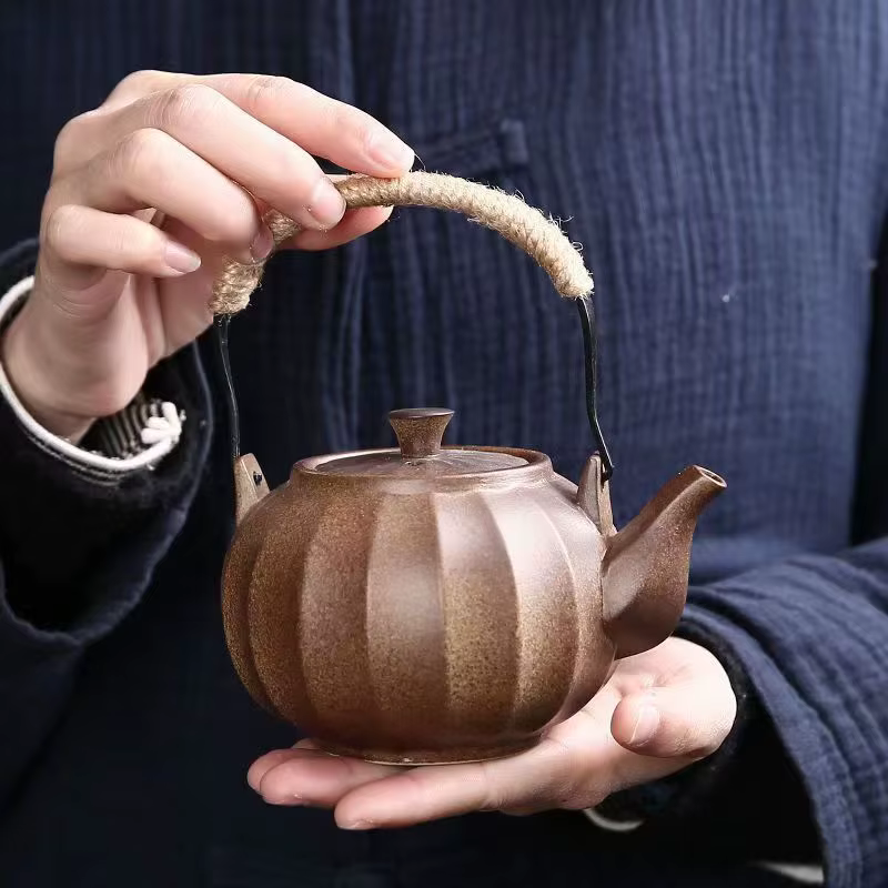 Théière en céramique de style japonais