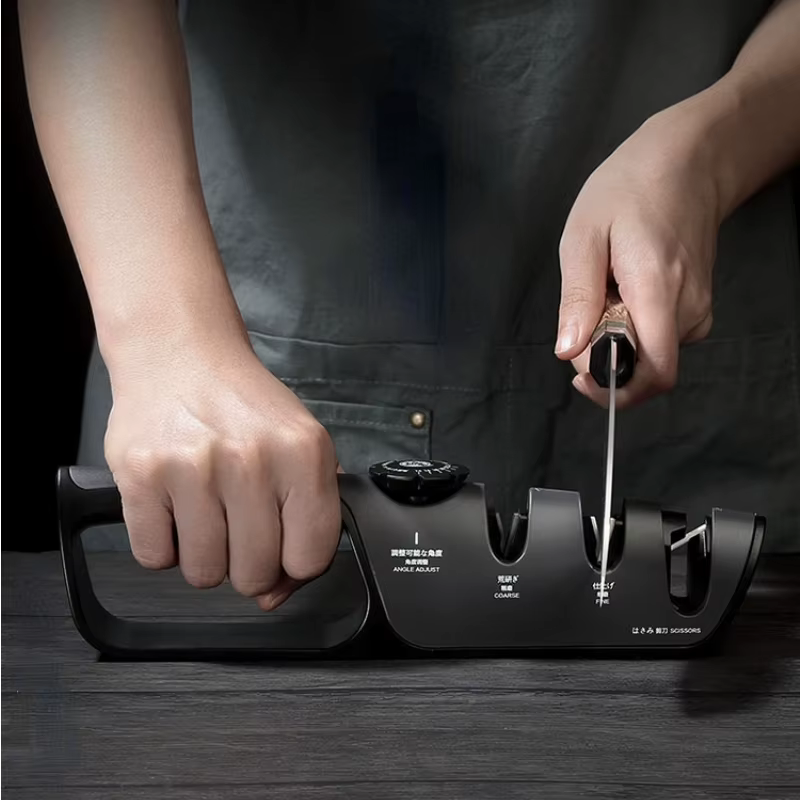 Aiguiseur de couteaux japonais