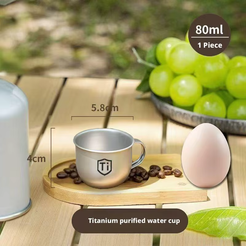 Mini tasse revêtue de titane