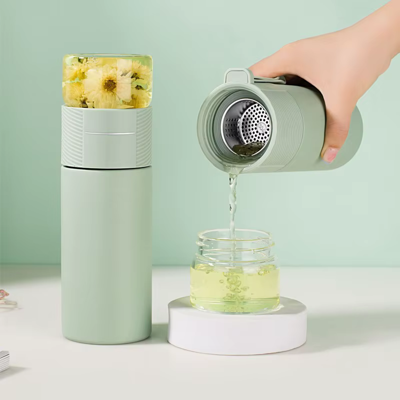 Tasse isotherme avec filtre