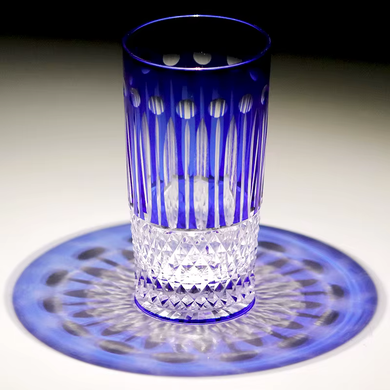 Edo Kiriko-Verre à boire du vin bleu
