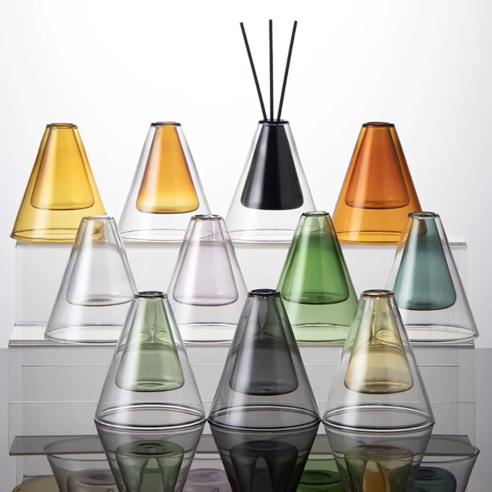 Bouteille en verre d'aromathérapie triangulaire Double couche