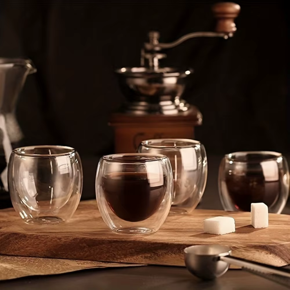 Tasses à expresso en verre transparent isolées à double paroi
