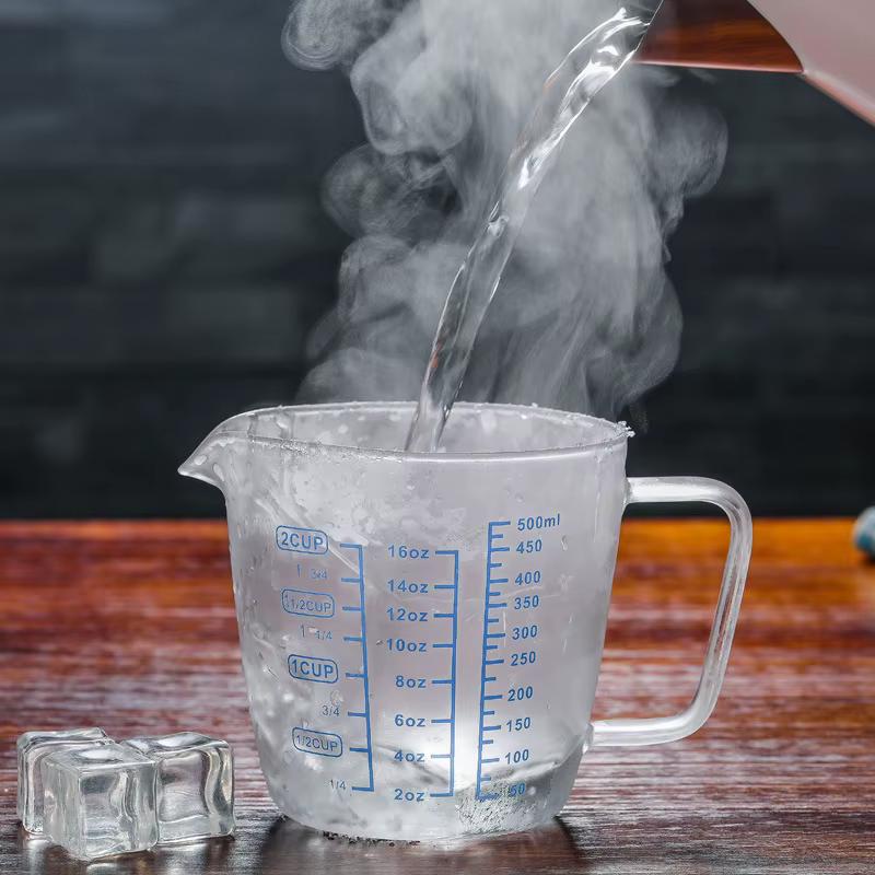 Tasse à mesurer en verre YWDL 250/500ml avec couvercle
