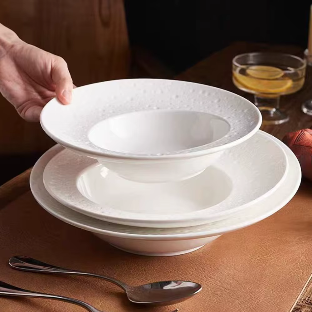 Assiette à salade créative française