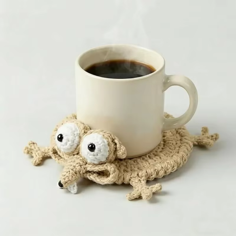 Sous-verre en forme d'écureuil crocheté à la main