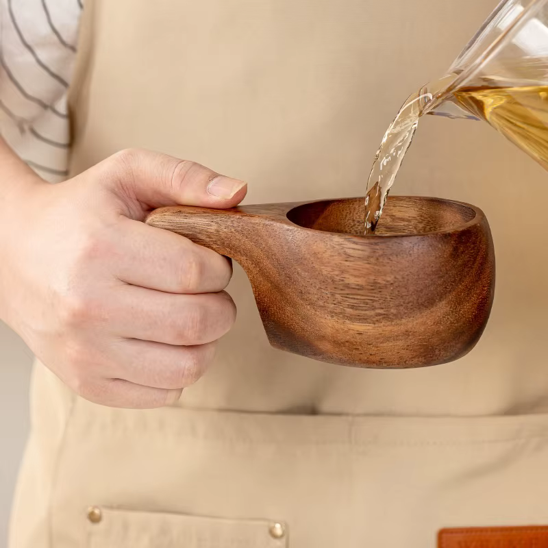 Tasse Kuksa en bois d'acacia 200/400 ml