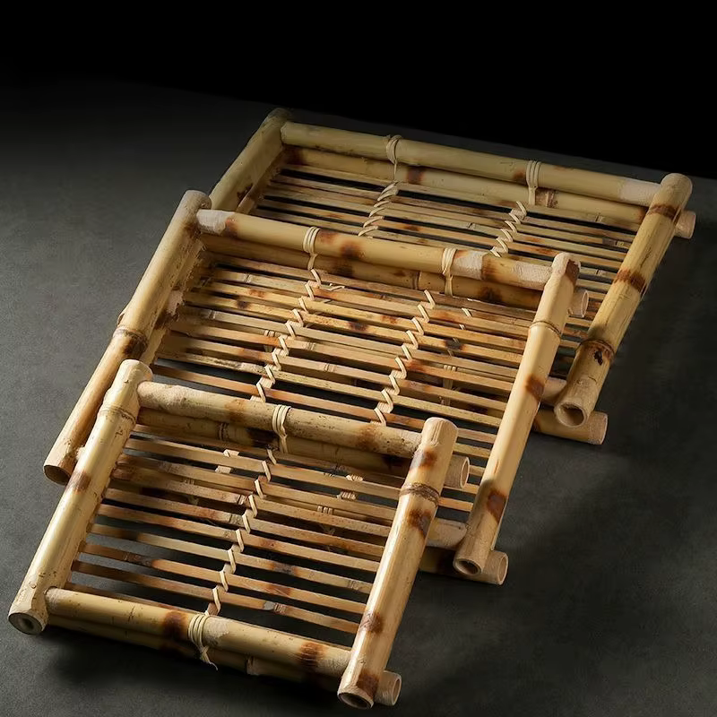 Plateaux tissés en bambou