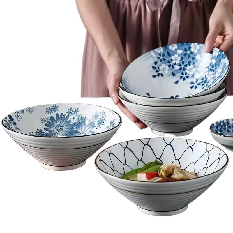 Vaisselle japonaise en céramique