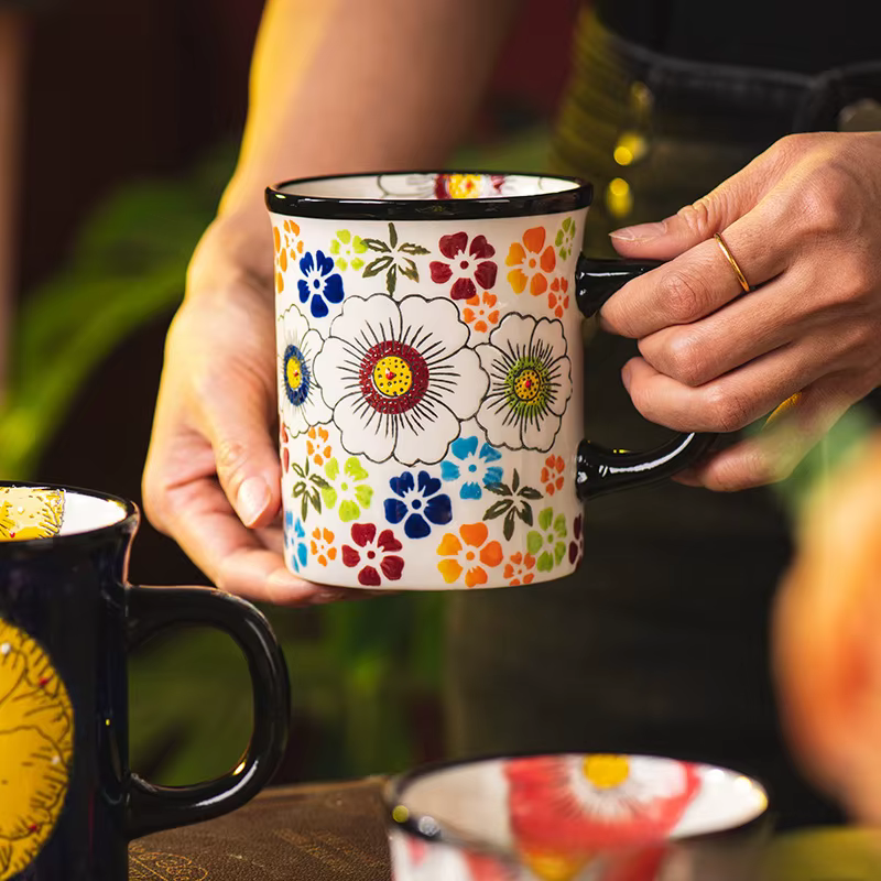 Tasse en céramique Vintage à la main fleur
