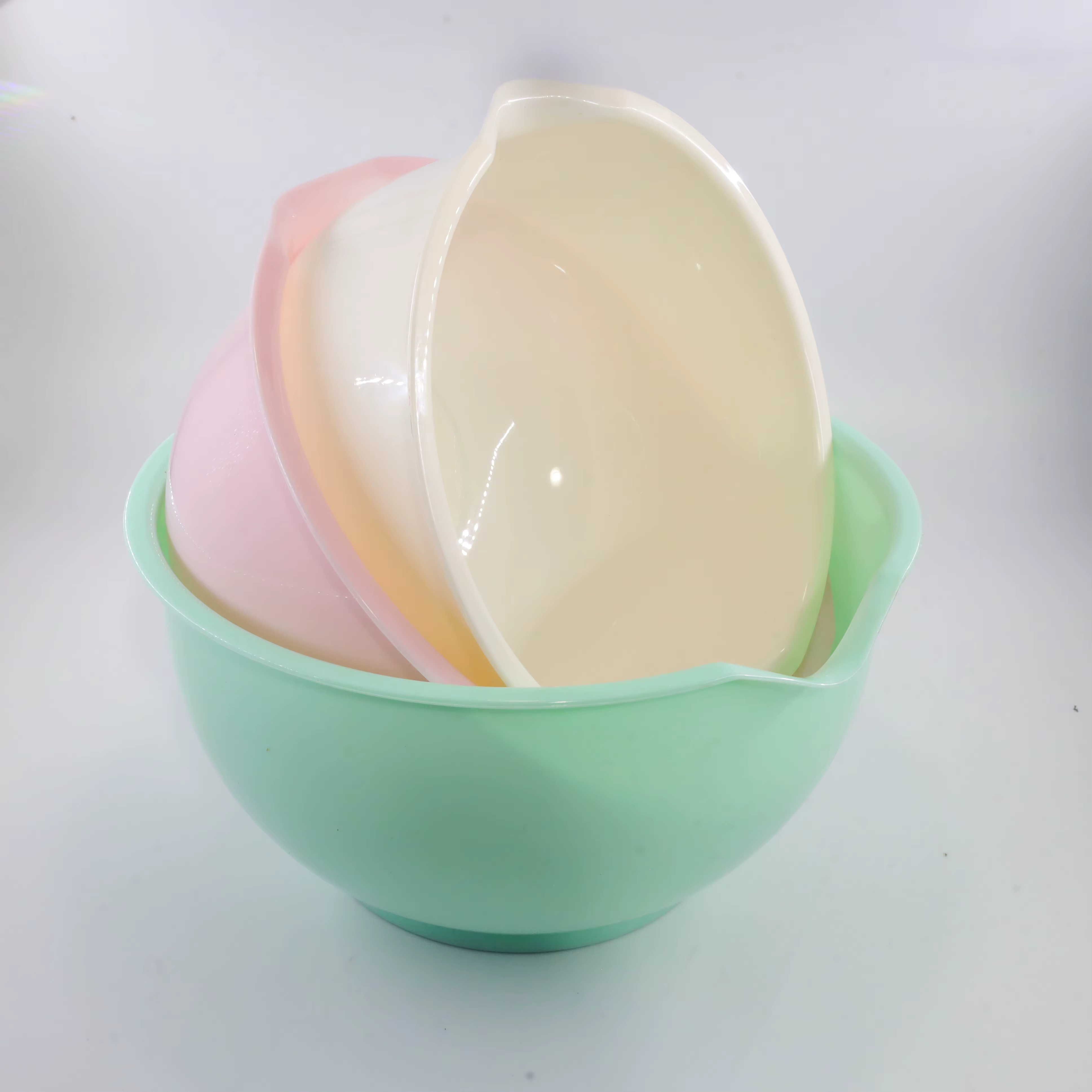 Bols à salade en plastique