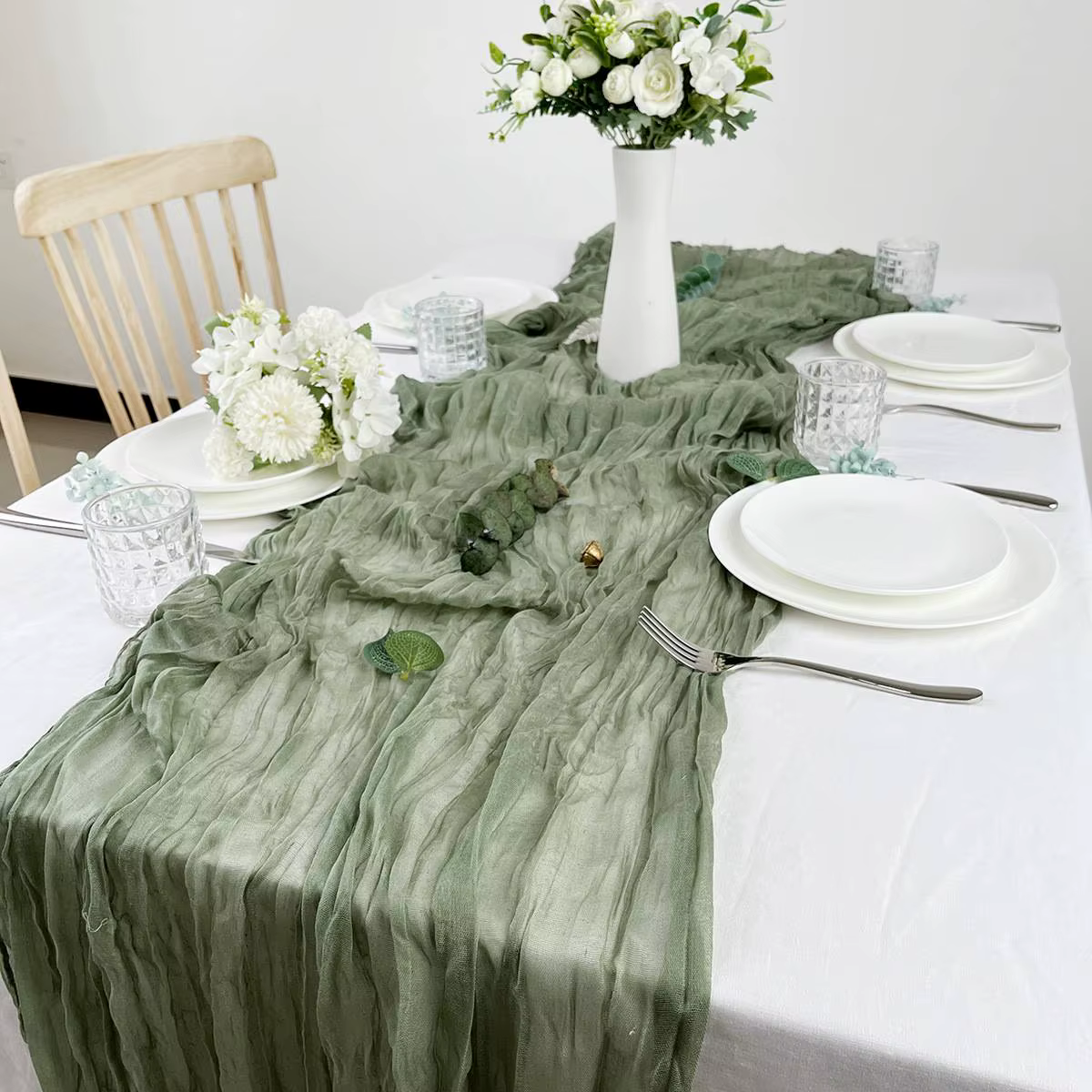 Chemin de Table en gaze semi-transparente vert sauge