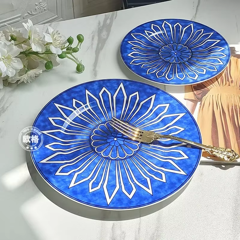 Assiette à dîner occidentale simple et luxueuse de style européen