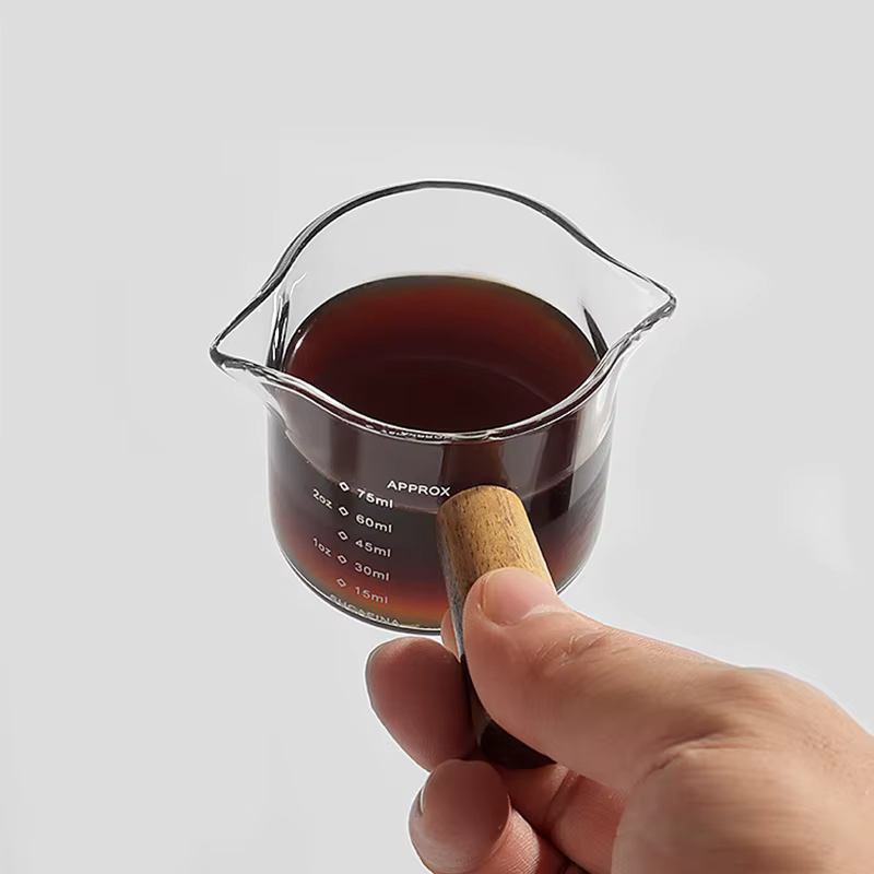 Tasse à expresso, verre à mesurer