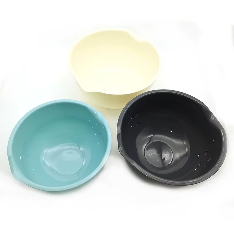 Bols à salade en plastique