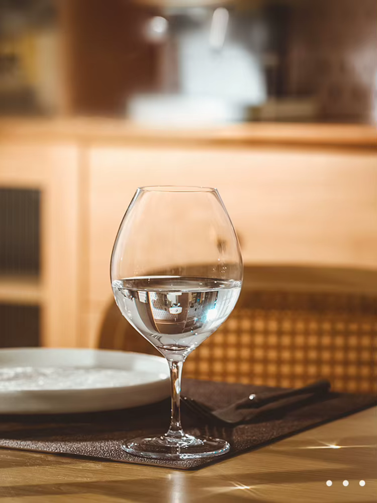 Coupe à vin en cristal mentaires oriel esthétique