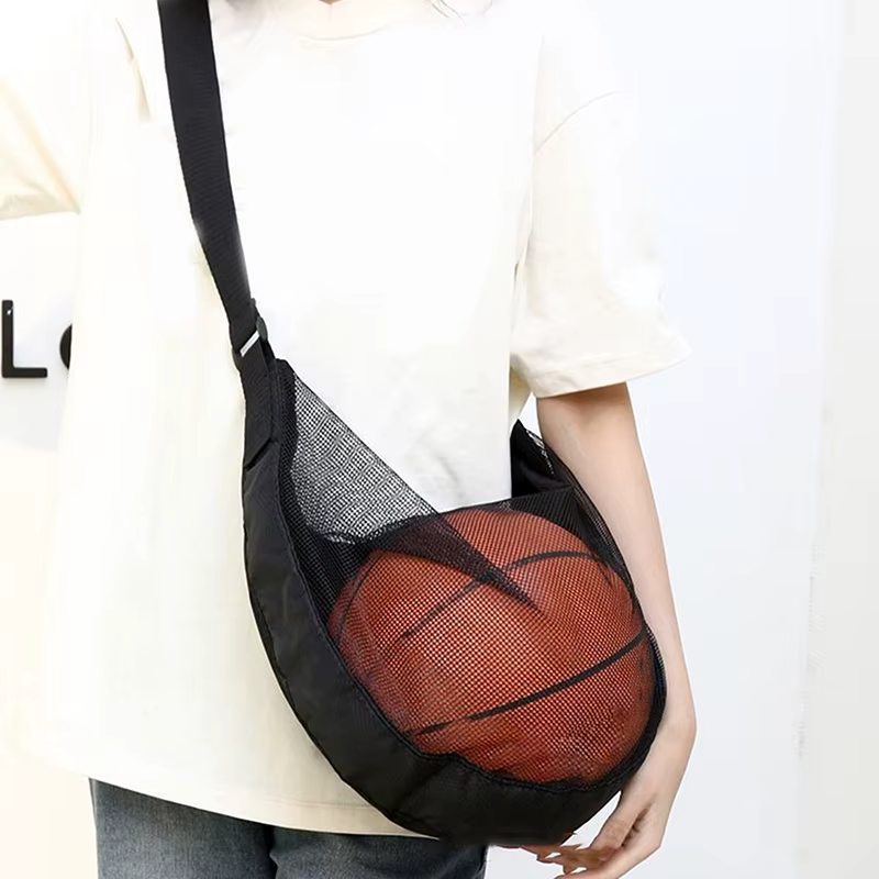 Sac de rangement de sport avec fermeture éclair et poche en filet pour un facile transport de balles
