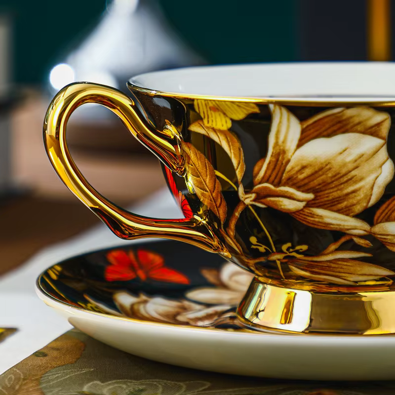 Tasse à café en porcelaine de style palais européen