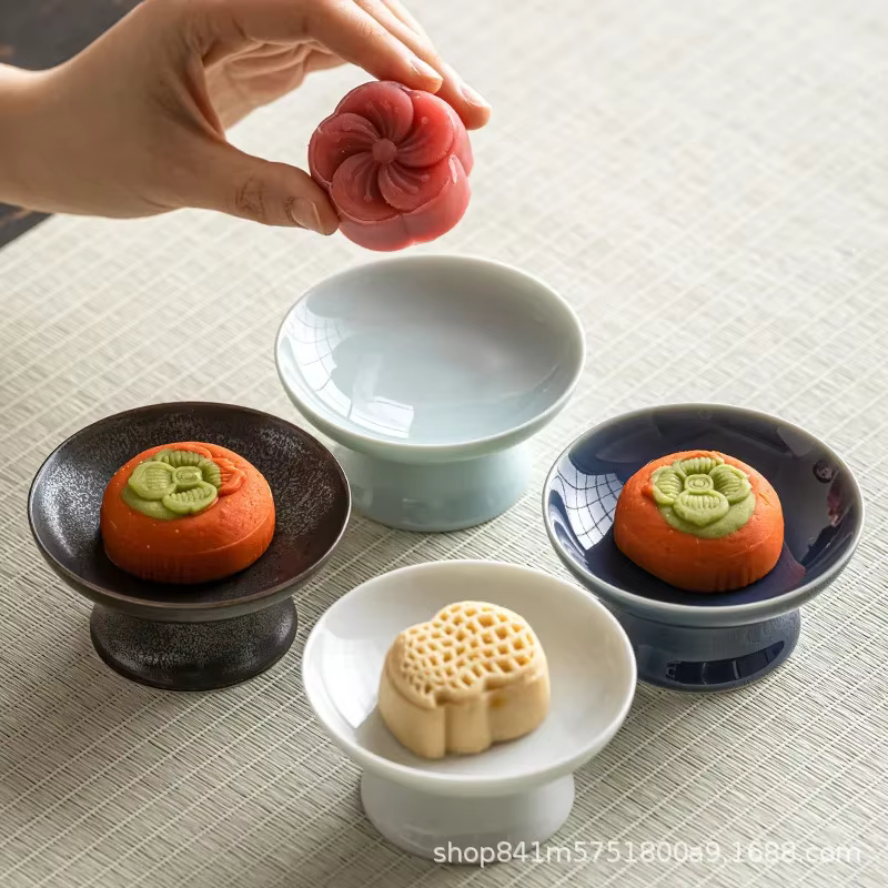 Assiette de fruits secs en céramique exquise