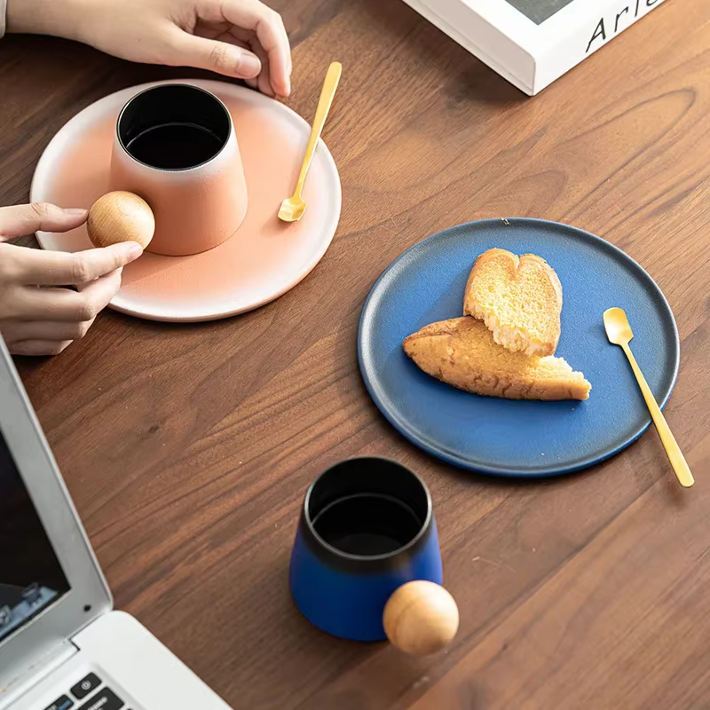Tasse à Café Macarone en Céramique avec pio