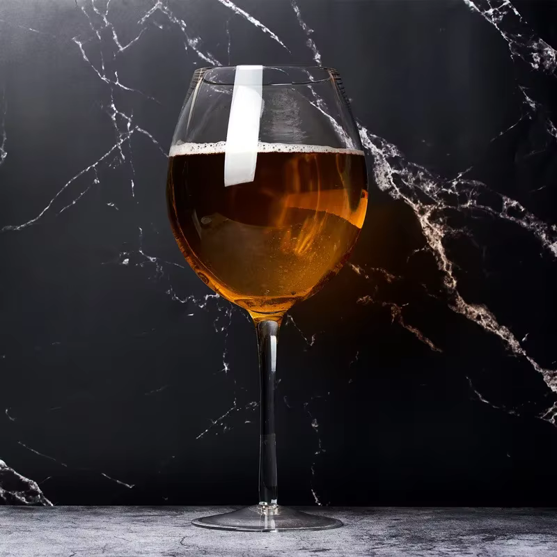 Verre à vin de grande capacité