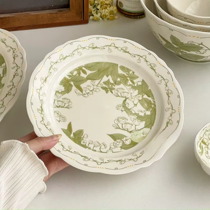 Assiettes, bols