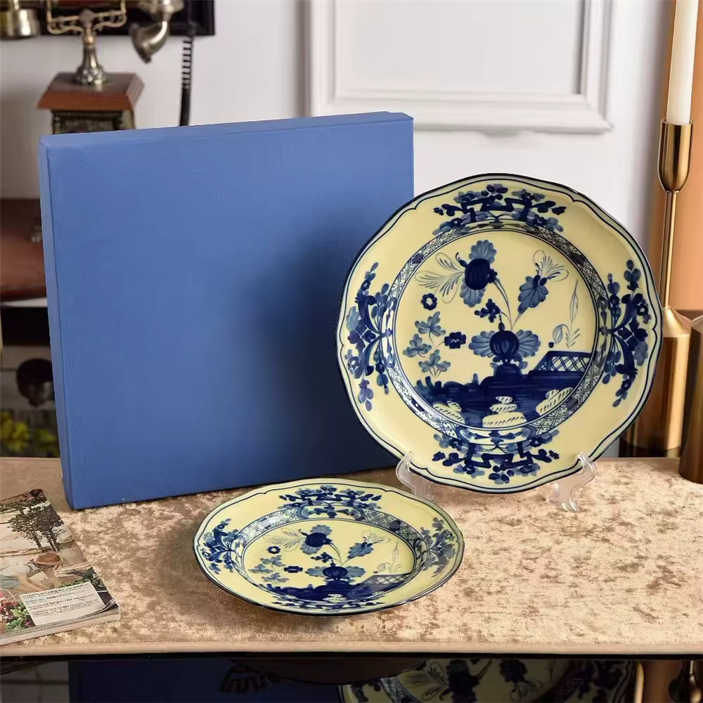 Paquet de vaisselle en céramique imprimé