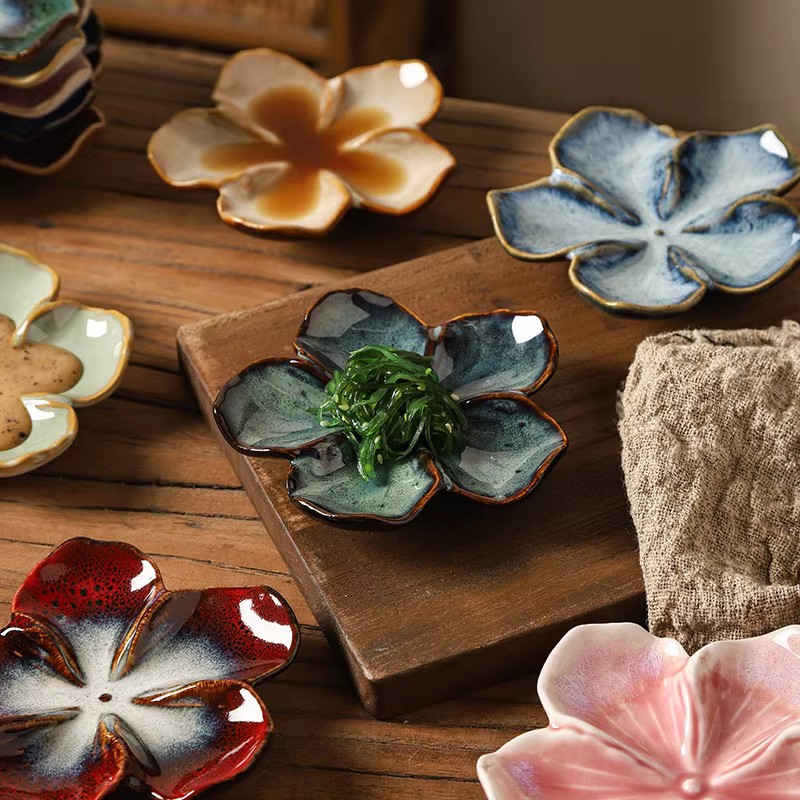 Plat artisanal en céramique Vintage