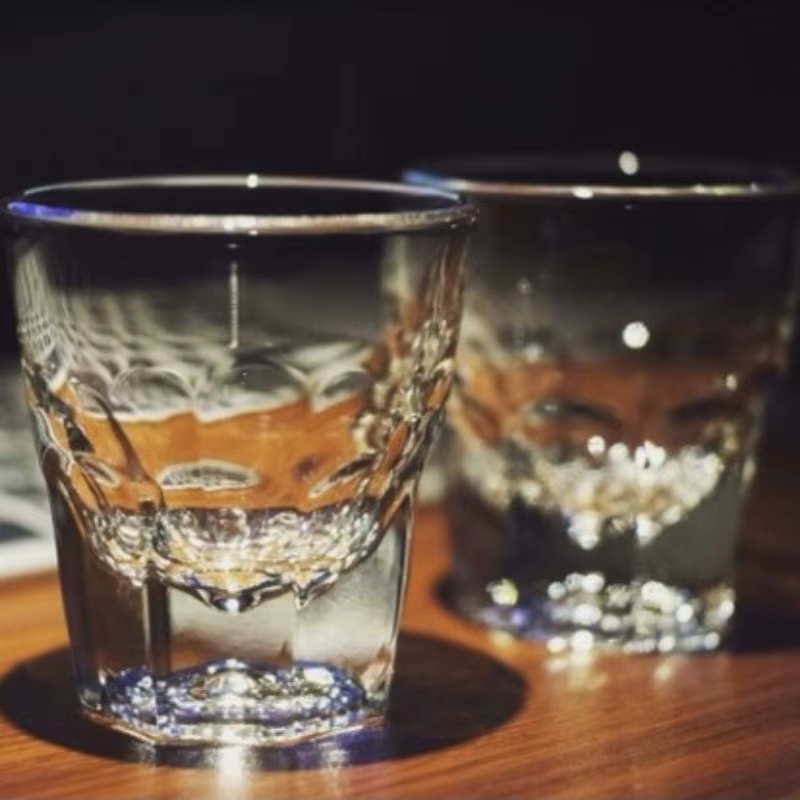 1/2/4/6 pièces 4oz bouteille bleue dédiée plat blanc café verre glacé Latte tasse pour expresso italien petite