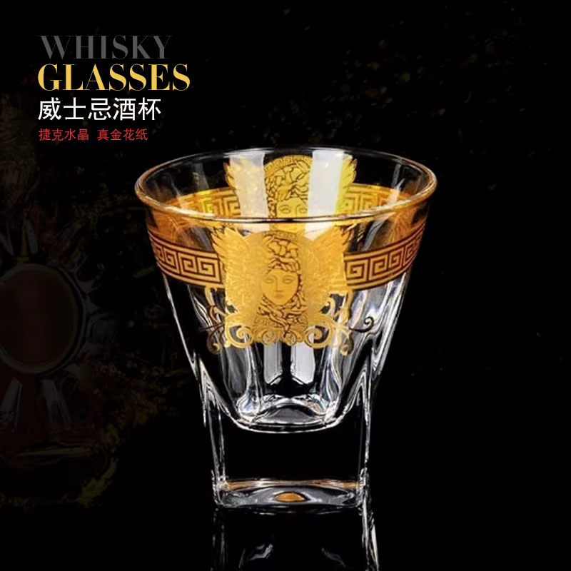 Verre à vin en cristal