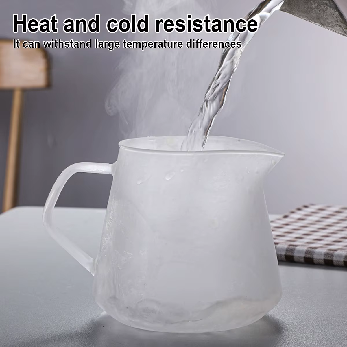 Carafe à café en verre avec poignée