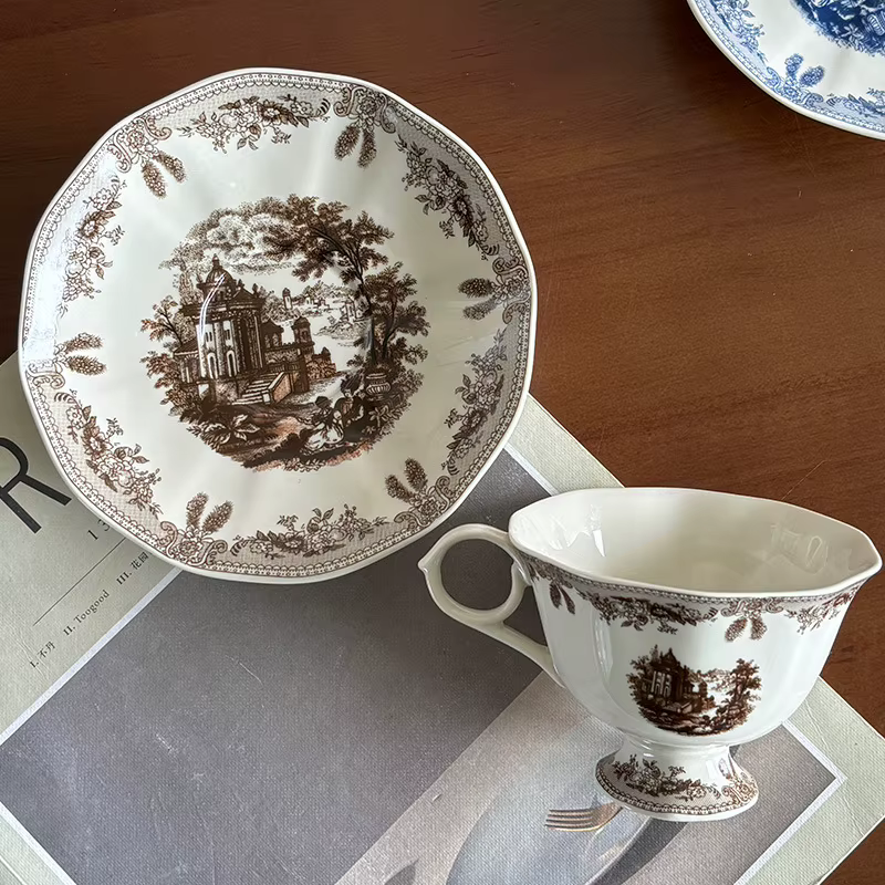 Tasses à café en céramique rétro français