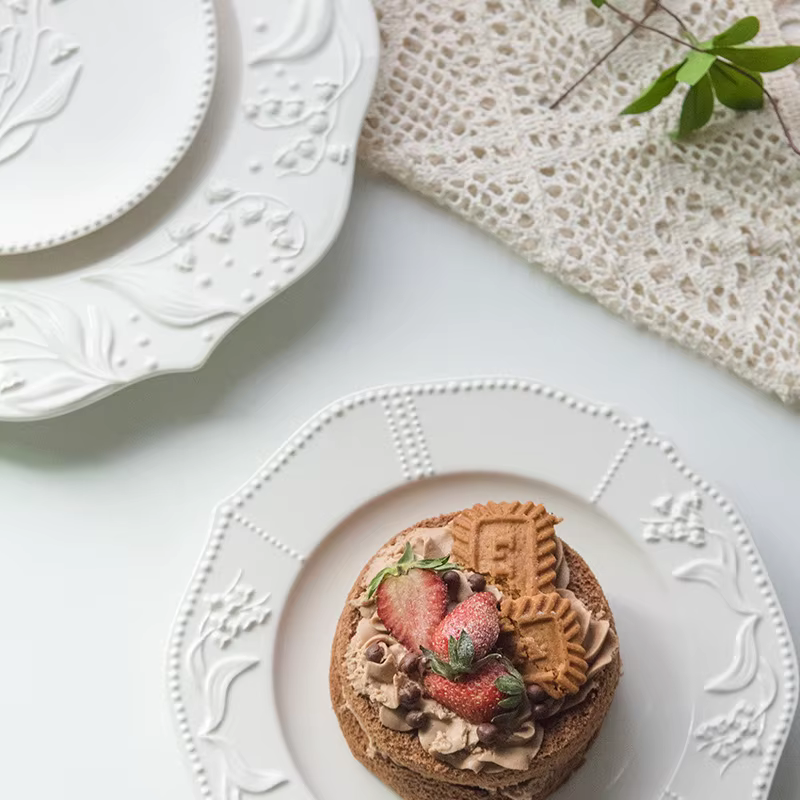 Assiette à pâtes occidentales en céramique et dentelle