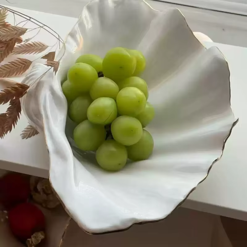 Assiette en céramique faite à la main