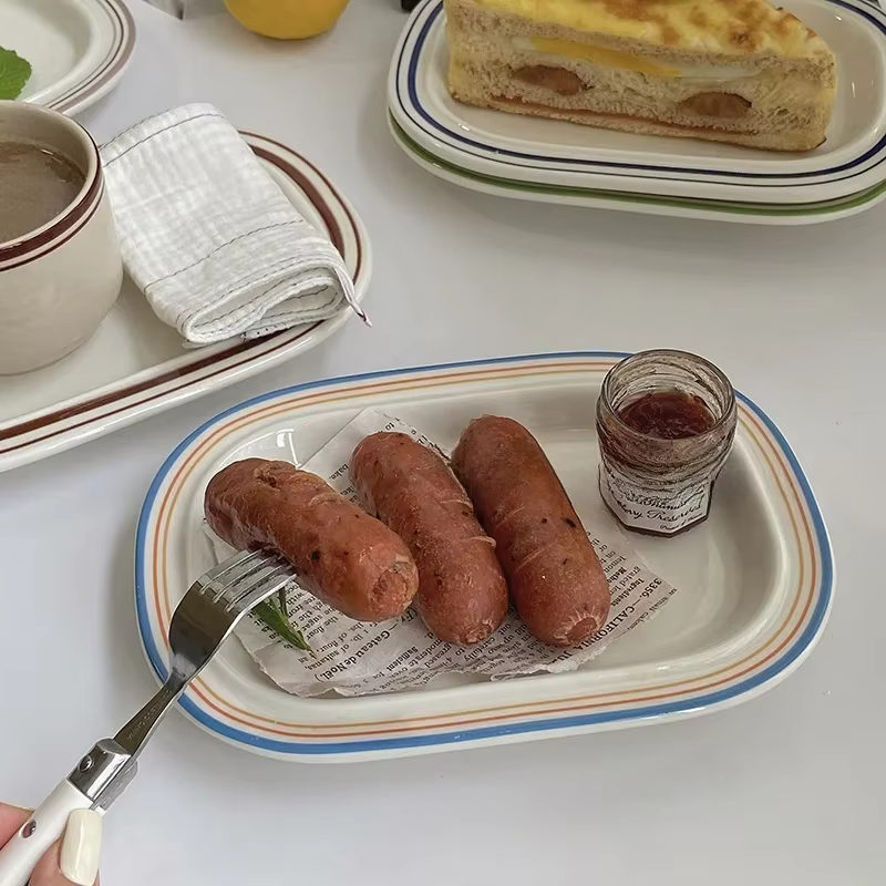 Assiette en céramique linéaire de style coréen pour dim sum