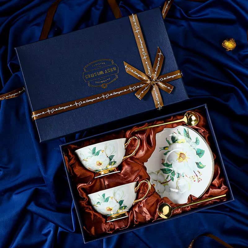Service à thé en porcelaine de luxe
