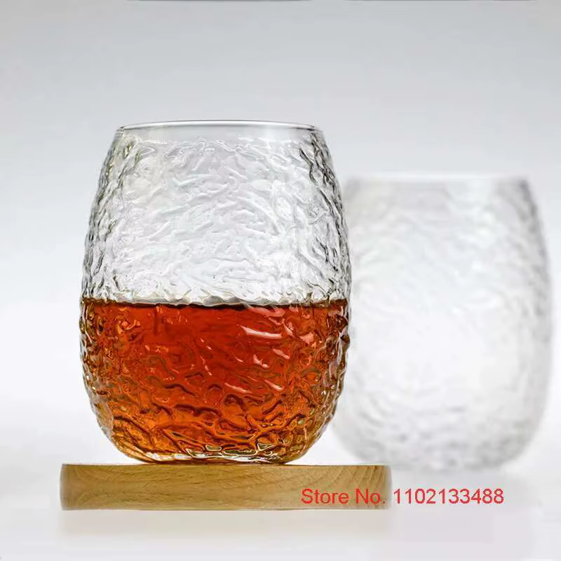 Verre à whisky en forme de cocon