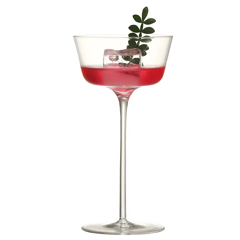 Lot de 4 verres à cocktail, verres à martini, à vin, de dégustation