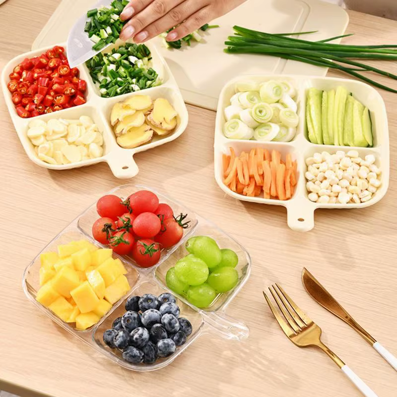 Assiettes divisées à quatre grilles
