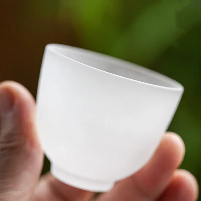 Tasses à thé givrées en forme de nuage