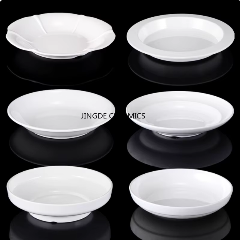 Assiette blanche en mélamine