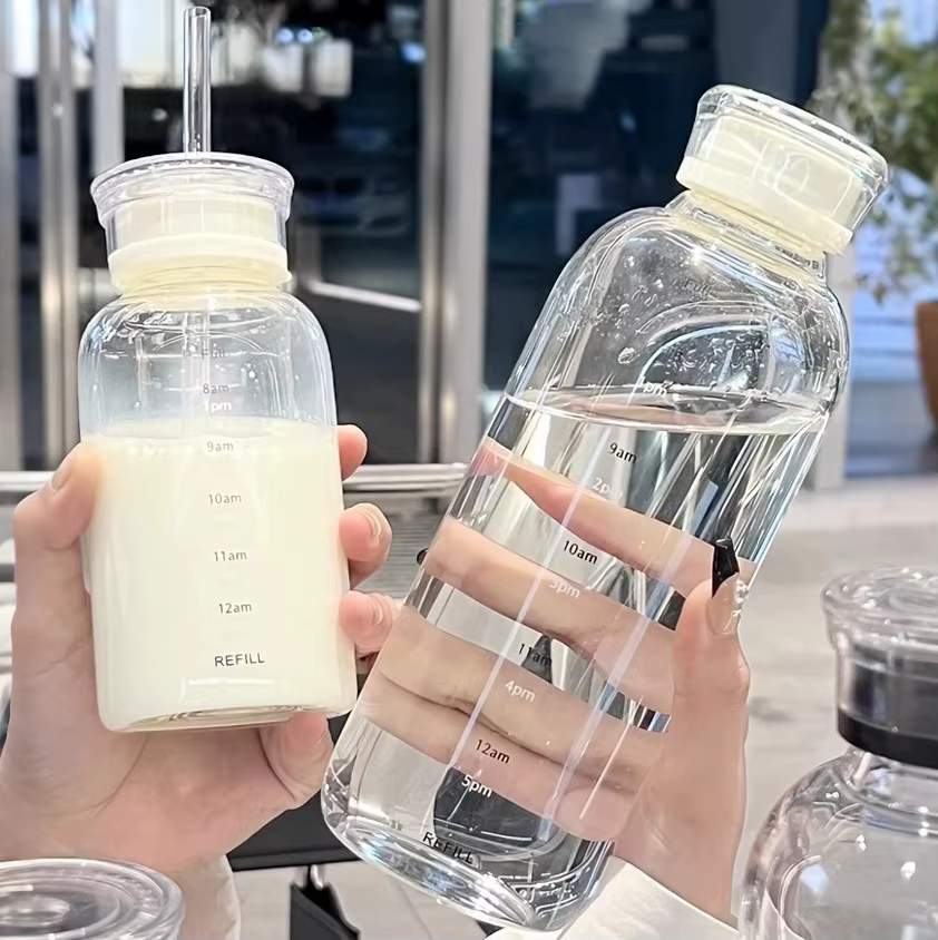 Grande bouteille d'eau en verre avec paille de 300/500/750ml