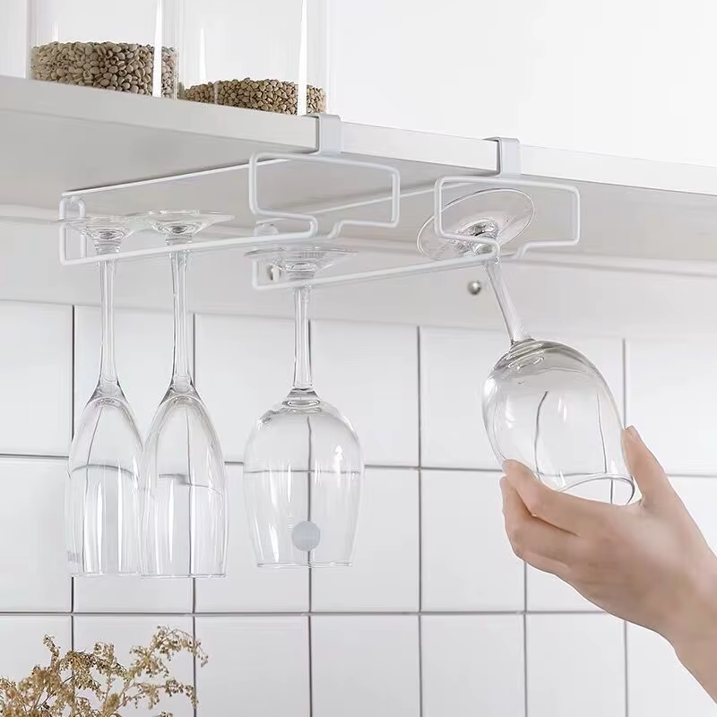 Support de rangement suspendu pour verres à vin rouge
