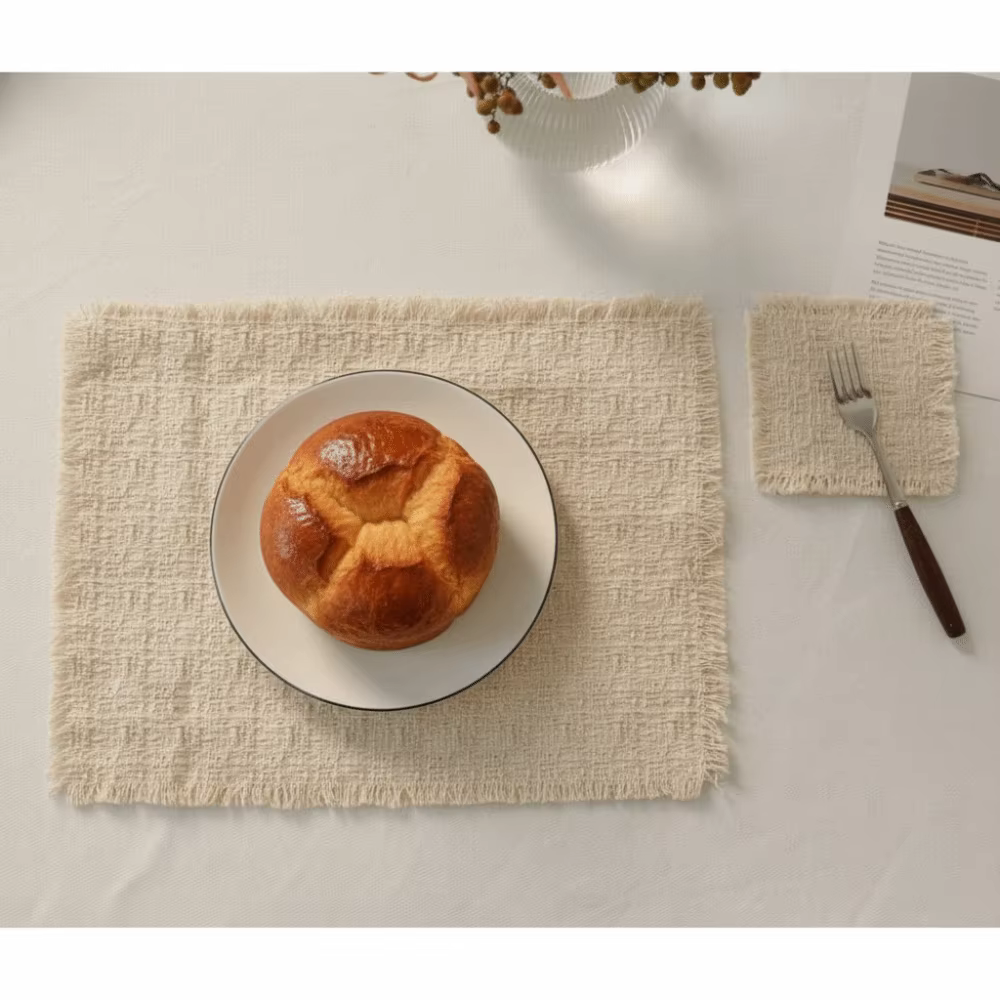 Nouveau set de table en coton de couleur beige