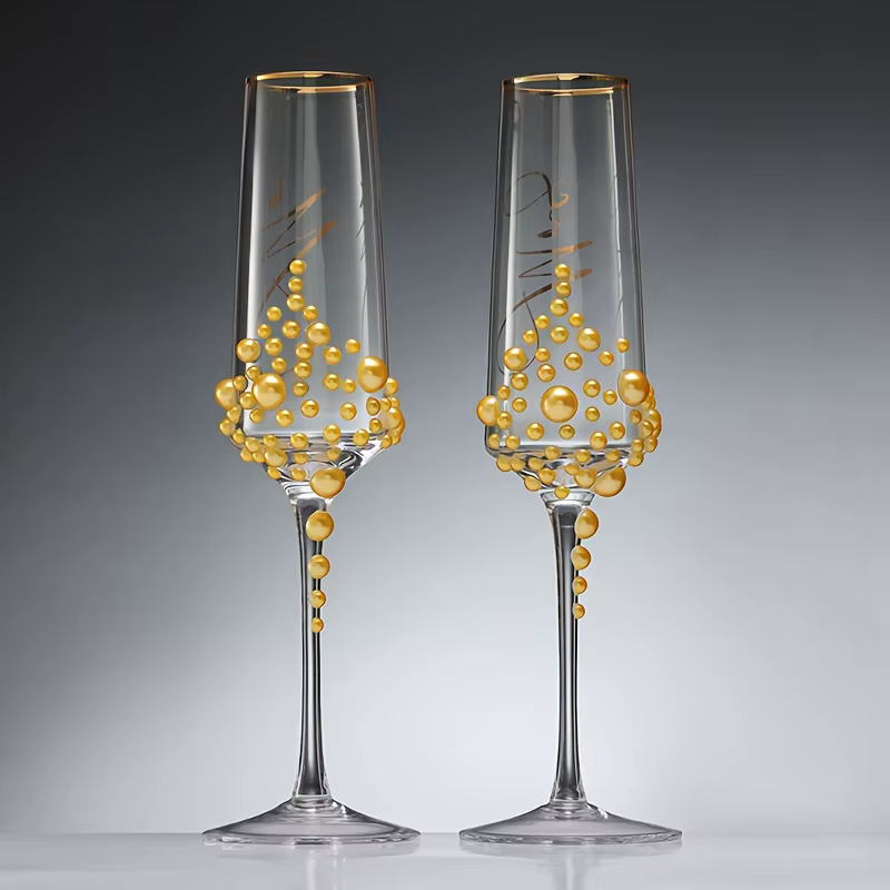 Verres à Champagne élégants en cristal perlé