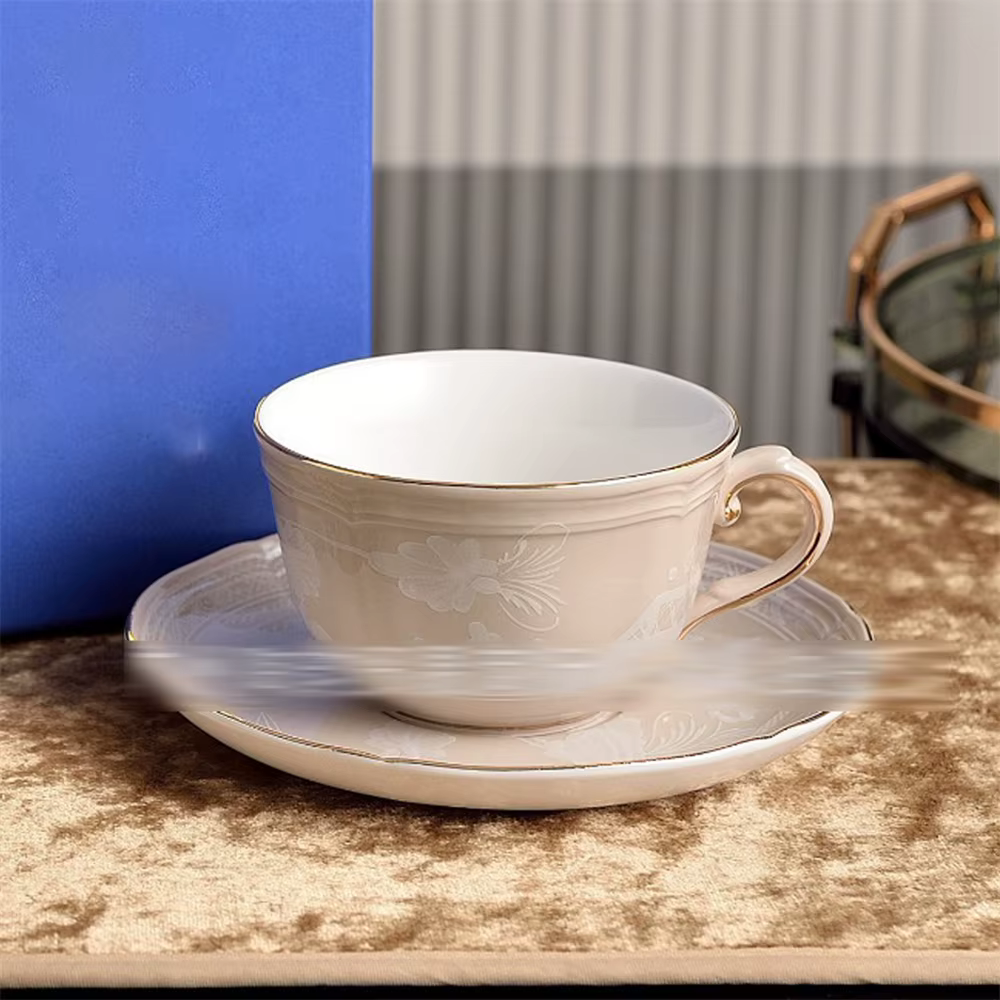 Tasse en céramique italienne assiette vaisselle thé de l'après-midi